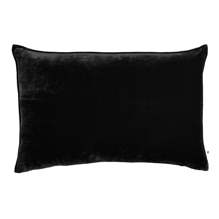Double sided Jet Black silk velvet with a 5mm closed flange detailing to the seam. 60x40cm rectangle cushion.