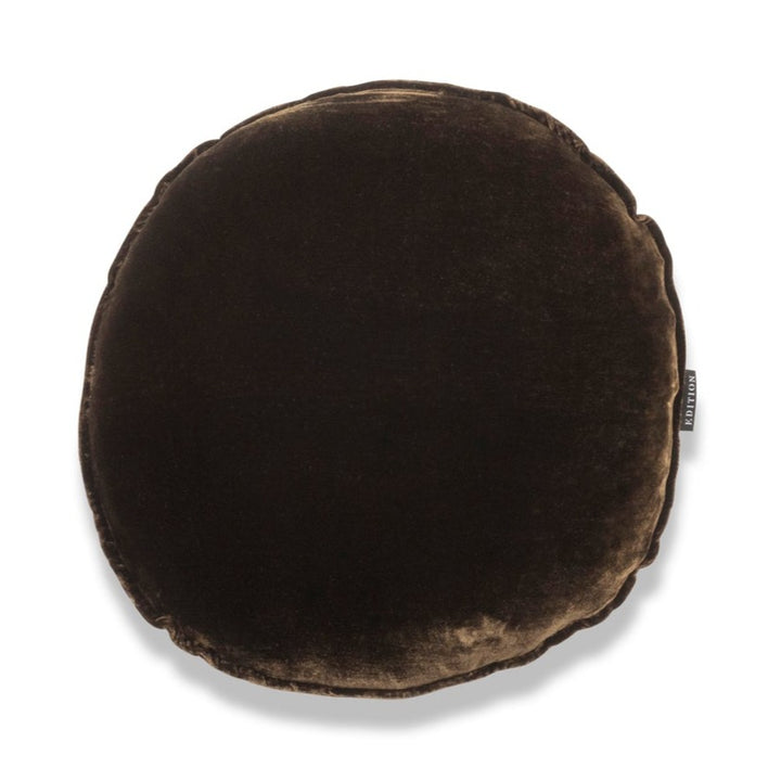 40cm round double sided brunette silk velvet with a 5mm closed flange detailing to the seam.
