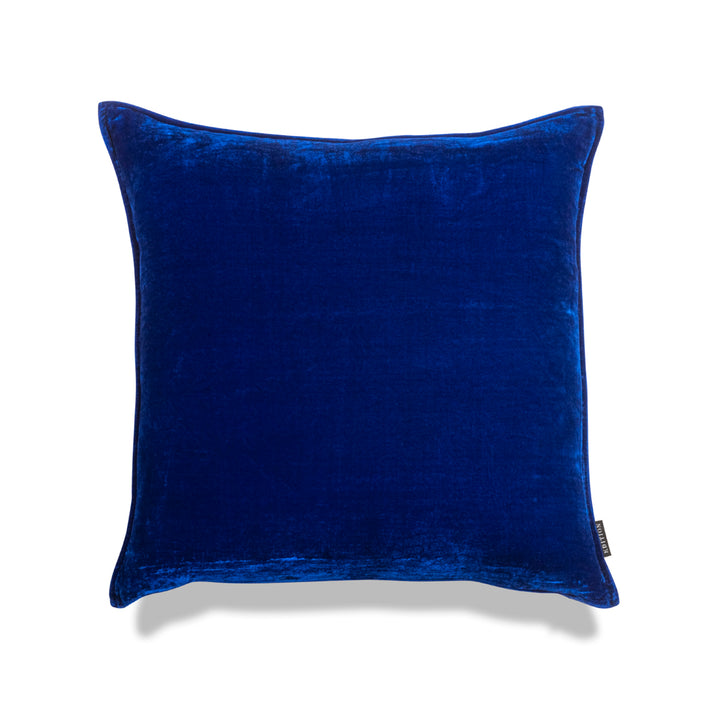 50x50cm double sided royal blue silk velvet with a 5mm closed flange detailing to the seam.