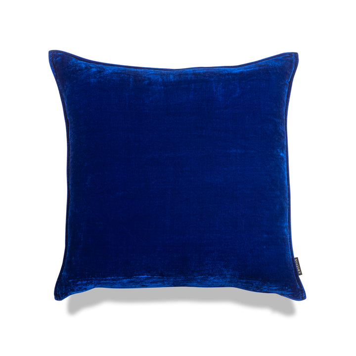 50x50cm double sided royal blue silk velvet with a 5mm closed flange detailing to the seam.