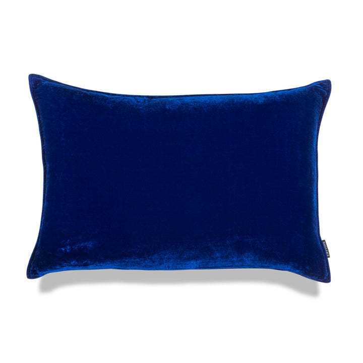 60x40cm double sided royal blue silk velvet with a 5mm closed flange detailing to the seam.