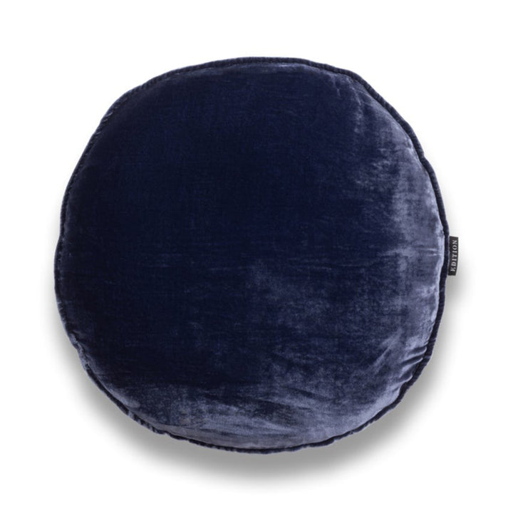 40cm round double sided midnight blue silk velvet with a 5mm closed flange detailing to the seam.