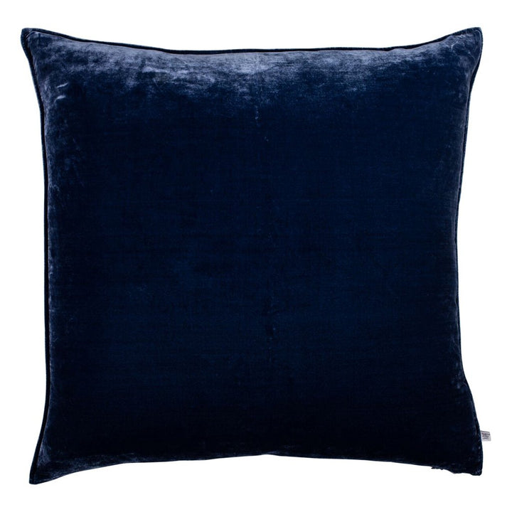 50x50cm double sided midnight blue silk velvet with a 5mm closed flange detailing to the seam.